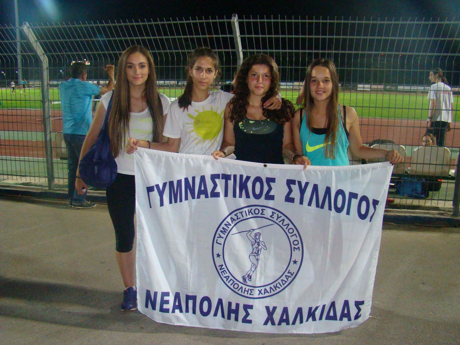 916588165067559 565328218 o